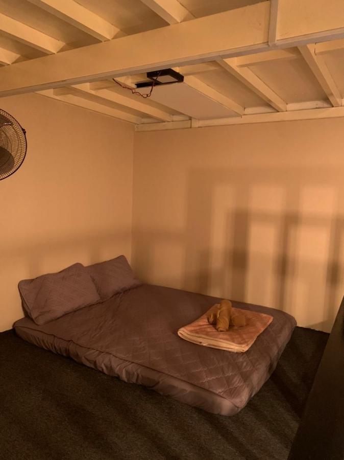 Euc Room Stay Tuaran Buitenkant foto