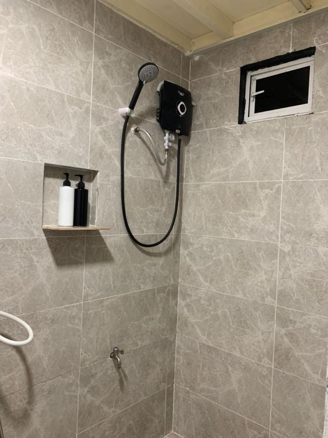 Euc Room Stay Tuaran Buitenkant foto