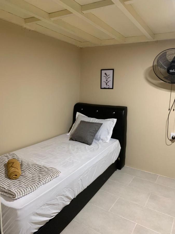 Euc Room Stay Tuaran Buitenkant foto